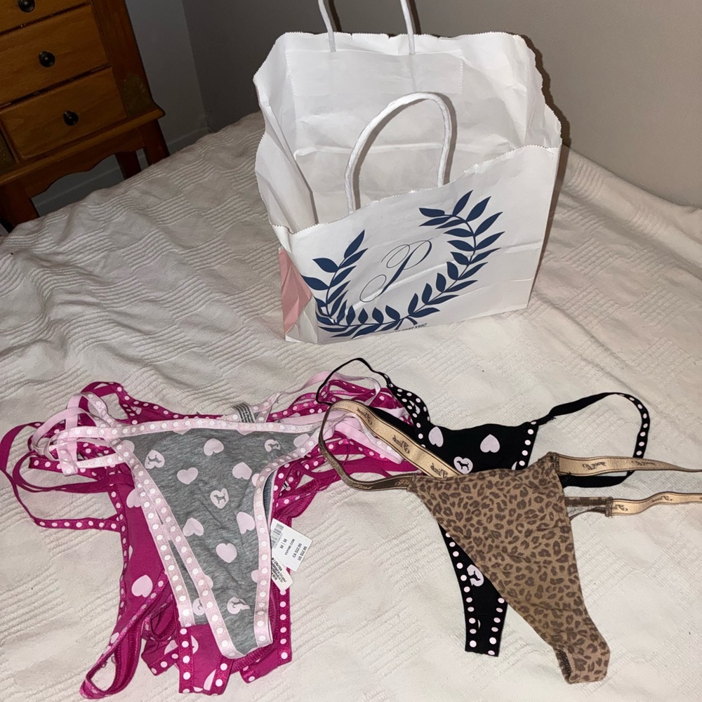 11 pairs of vs women’s thongs